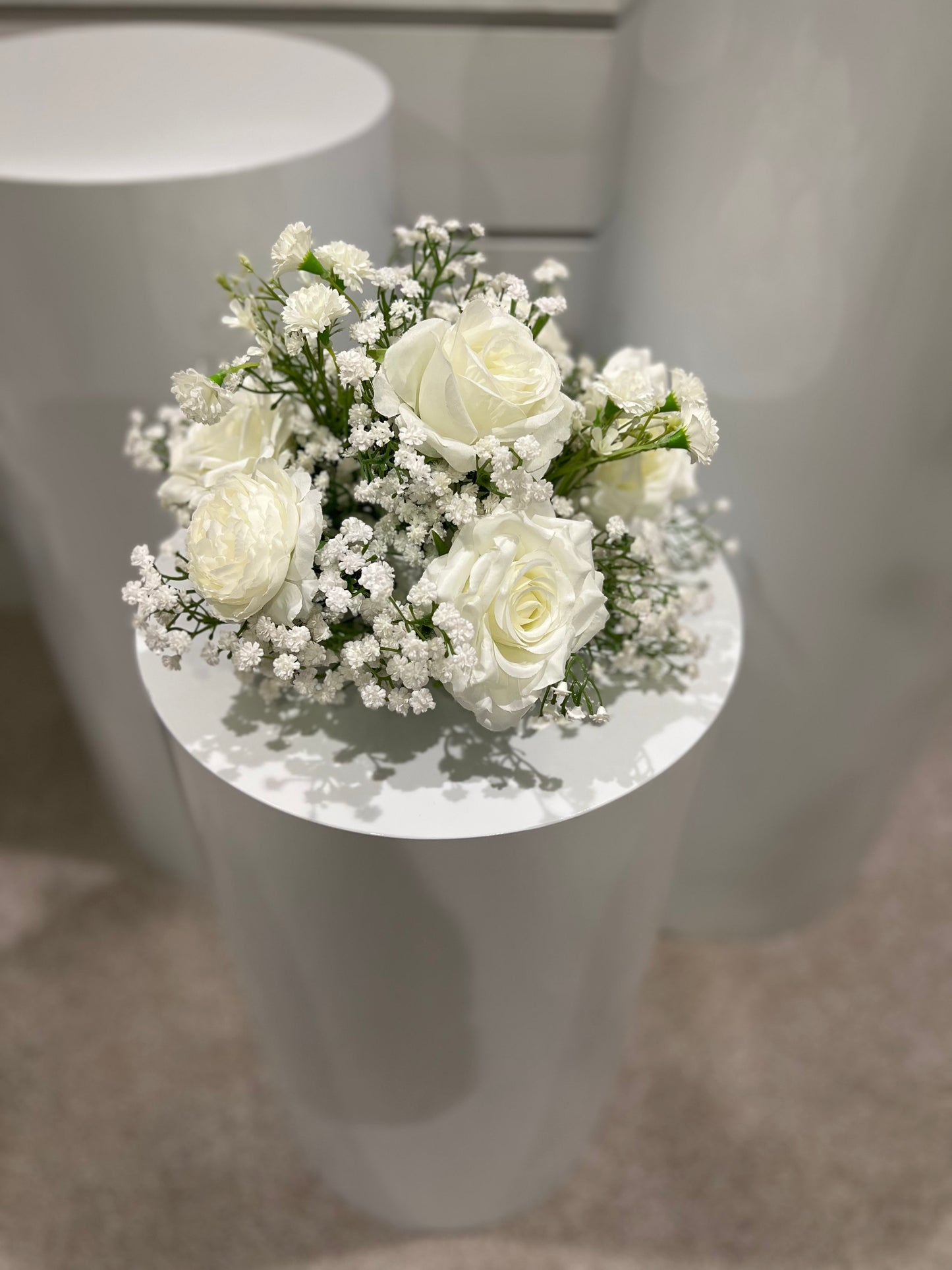 BABY'S BREATH/WHITE ROSES ARRANGEMENT (15 available)
