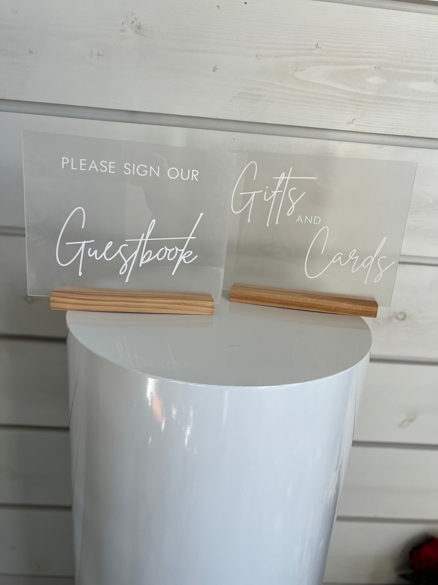 SIGNAGE (FLOOR/TABLE)