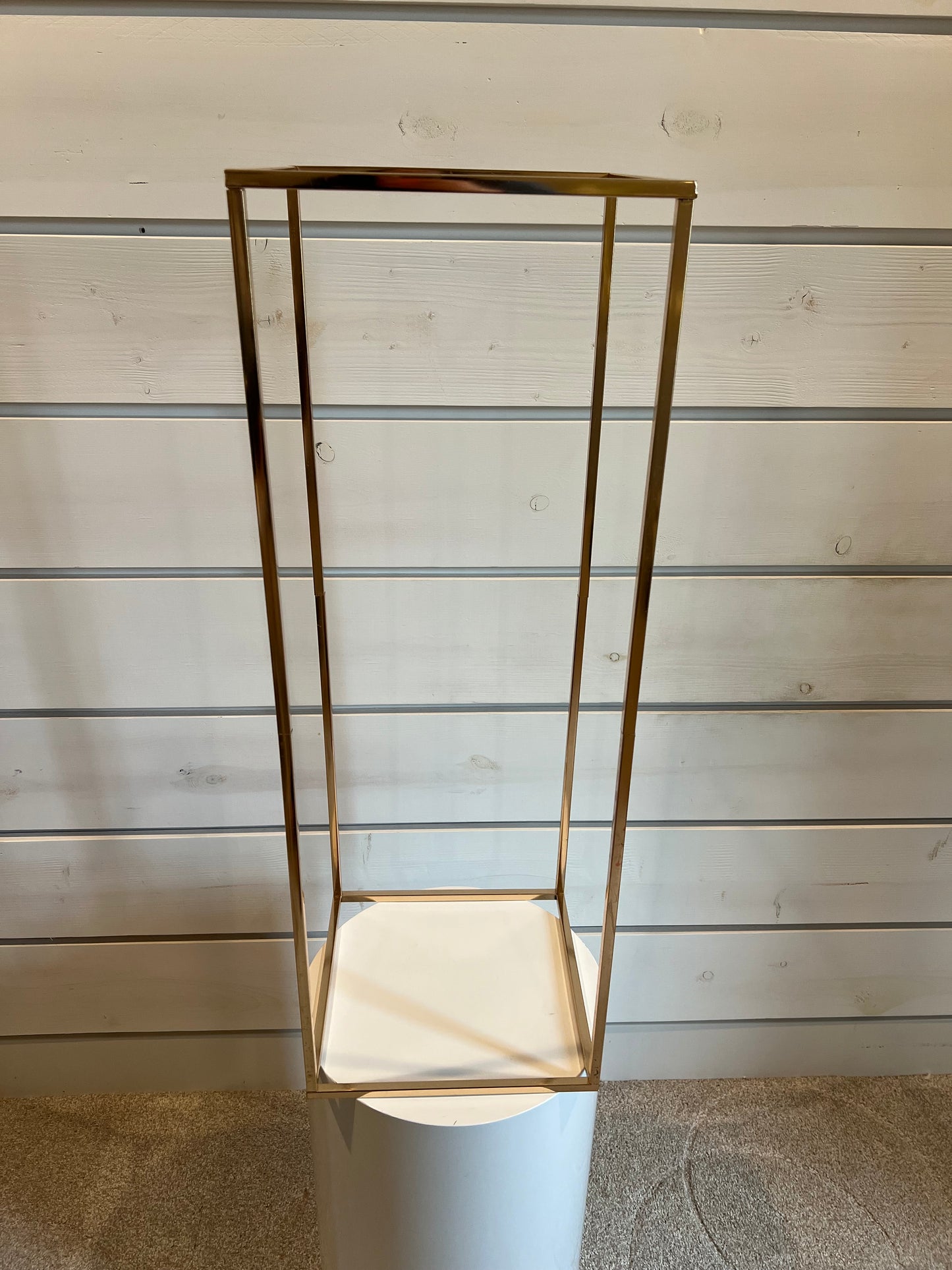 FLORAL STANDS/TALL VASES