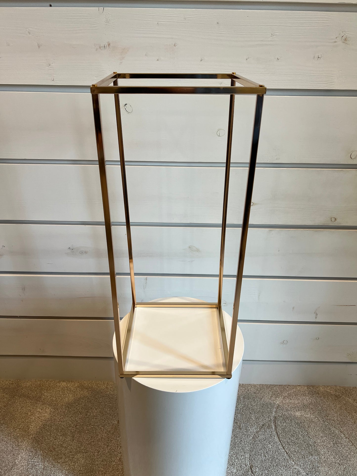 FLORAL STANDS/TALL VASES